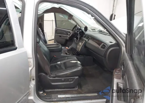 2013 GMC Yukon Denali из США, поврежденный, VIN 1GKS2EEF3DR353710